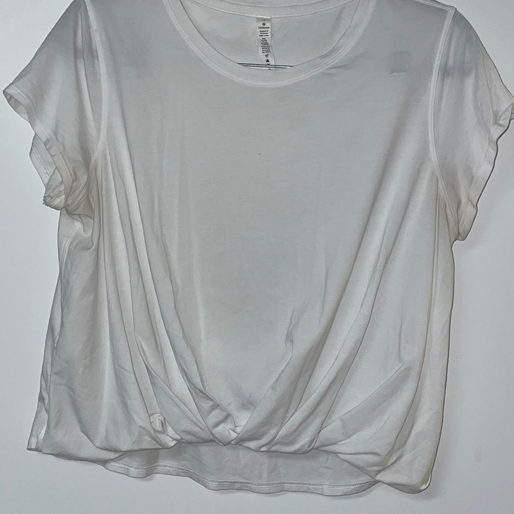 white lululemon crop white tee